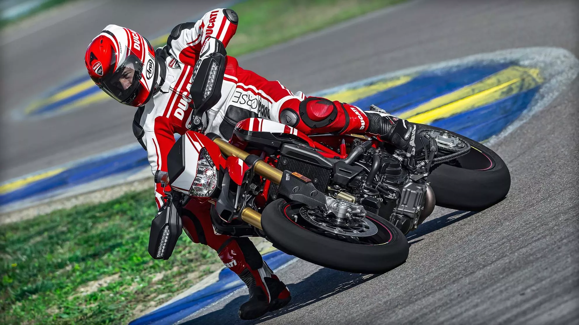 Ducati Hypermotard 939 SP - Obrázek 12